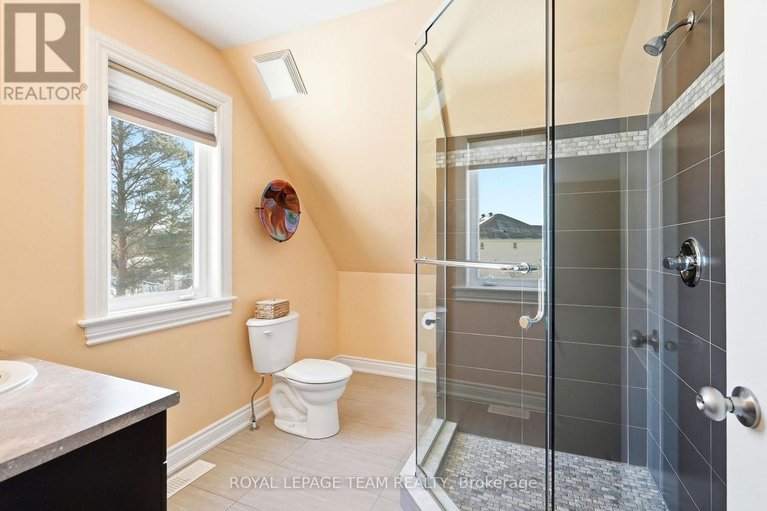 29451261/1196-old-carp-road/morgans-grantsouth-march/ottawa/ontario/K2W0H0_33