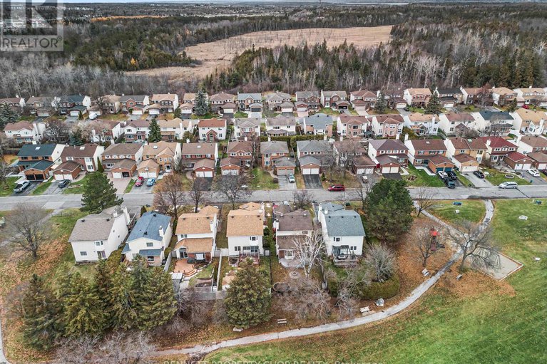 29159460/18-shetland-way/bridlewood/ottawa/ontario/K2M1R9_23