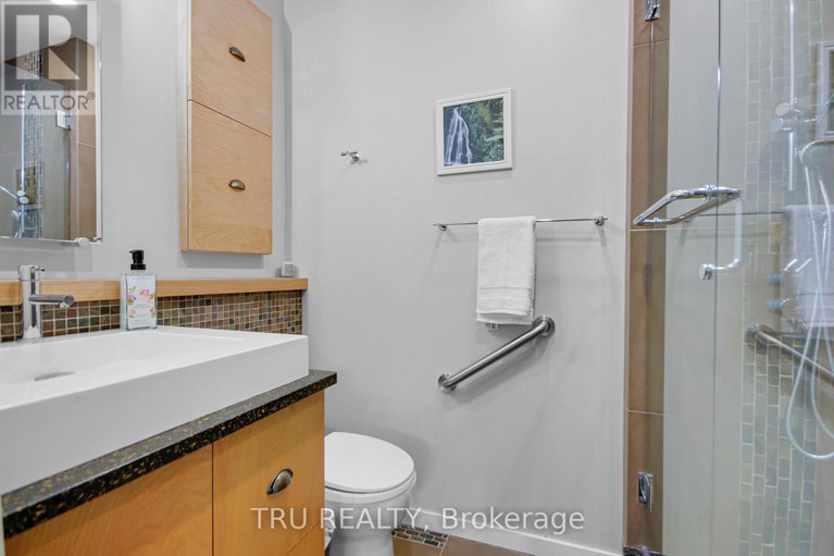 28334651/36-varley-drive/beaverbrook/ottawa/ontario/K2K1G2_26