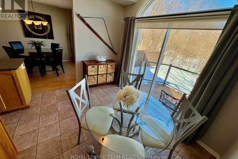 29421780/6302-sablewood-place/chapel-hill/ottawa/ontario/K1C7M6_20