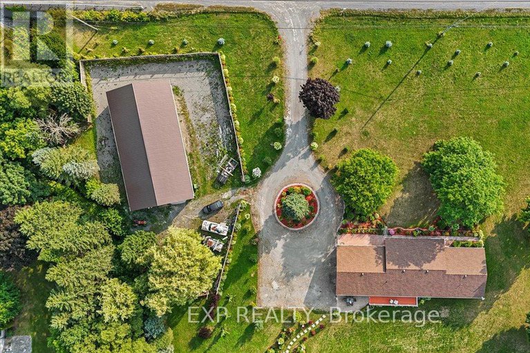 28821786/3382-carp-road/huntley-ward-south-east/ottawa/ontario/K0A1L0_3