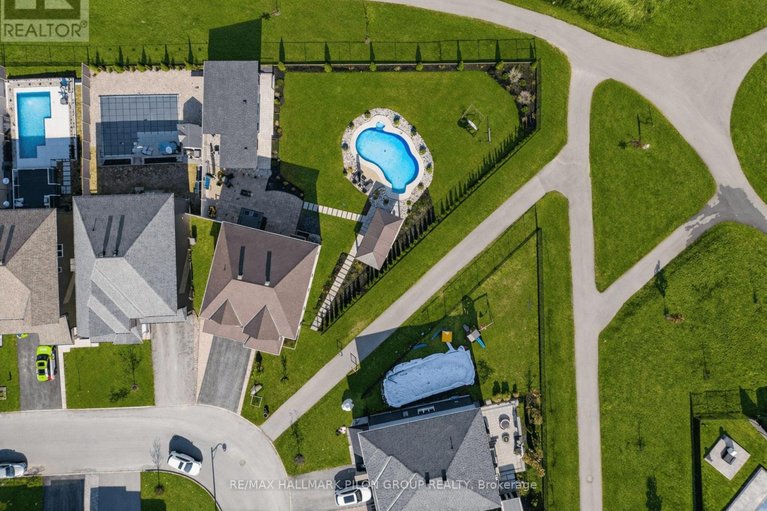 29594611/236-esturgeon-street/avalon-west/ottawa/ontario/K4A1G5_28