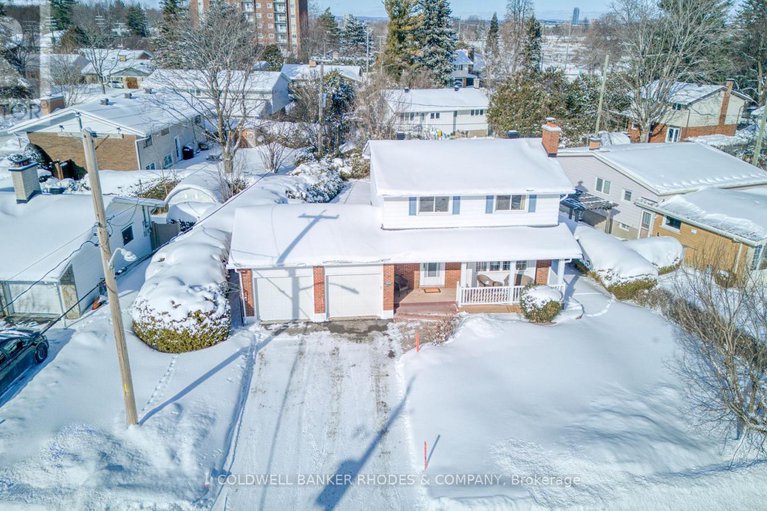 29327357/1947-conrad-avenue/urbandale-acres/ottawa/ontario/K1H6V7_39