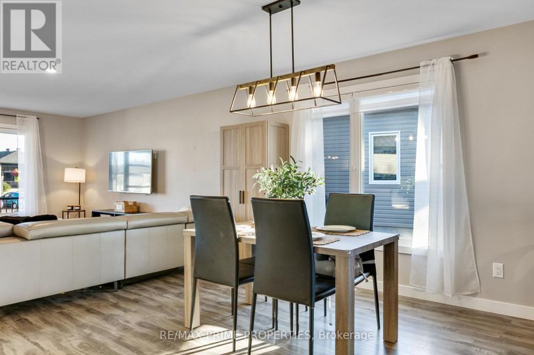 29399730/208-filion-street/embrun/russell/ontario/K0A1W0_12