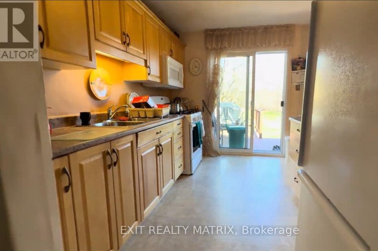 29643088/1202-french-settlement-road/north-grenville-twp-kemptville-east/north-grenville/ontario/K0G1J0_5