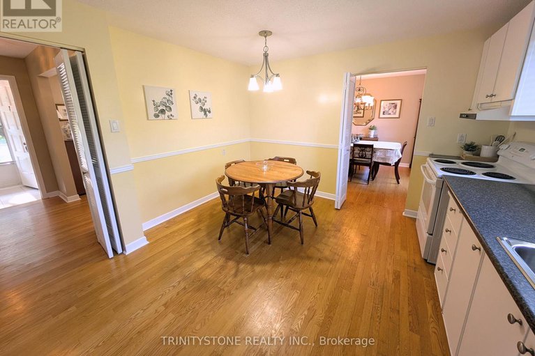 28799325/7-pulford-crescent/bayshore/ottawa/ontario/K2B6L6_12