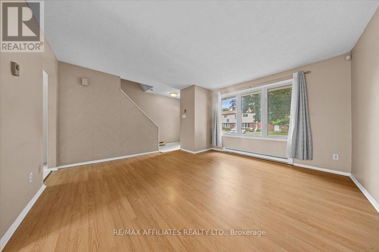 28695560/3192-bannon-way/blossom-parkkemp-parkfindlay-creek/ottawa/ontario/K1T1T3_6