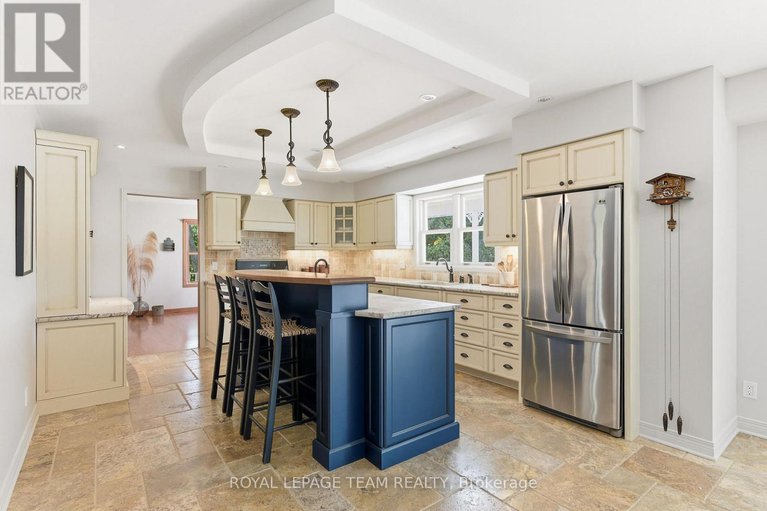29036869/1102-cindy-hill-crescent/manotick-long-island-nicholls-island/ottawa/ontario/K4M1E8_14