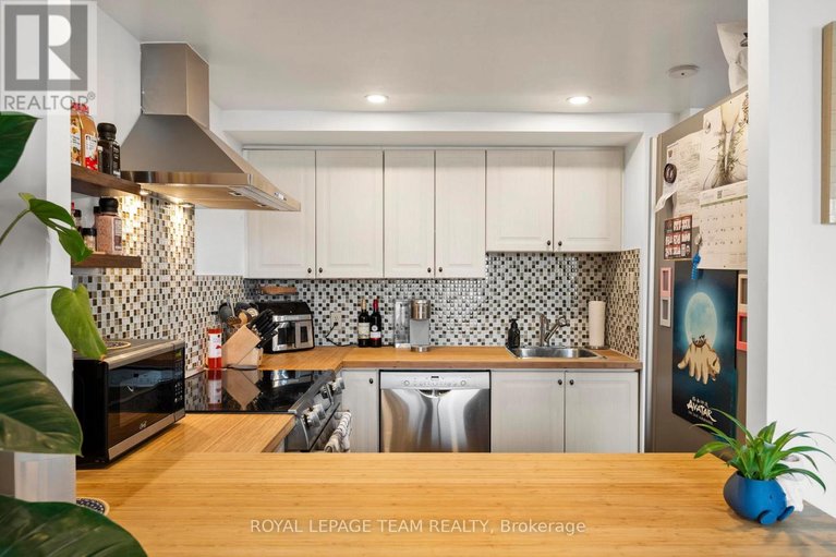 29608374/902-45-holland-avenue/ottawa-west/ottawa/ontario/K1Y4S3_14