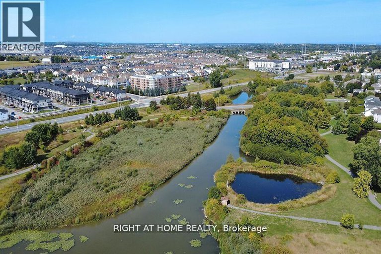 29103269/507-radiant-private/emerald-meadowstrailwest/ottawa/ontario/K2M0M9_45