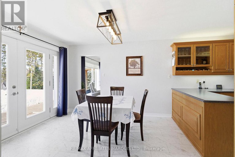 29425027/5650-pinestone-drive/south-glengarry-charlottenburgh-twp/south-glengarry/ontario/K0C2J0_13