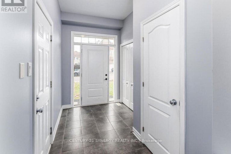 29136058/634-moorpark-avenue/emerald-meadowstrailwest/ottawa/ontario/K2M0H8_3