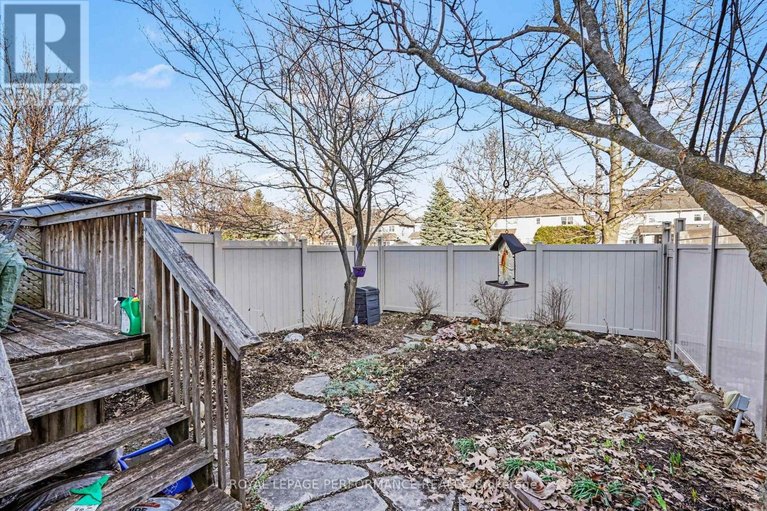 29608042/214-windhurst-drive/barrhaven-east/ottawa/ontario/K2G6H9_33