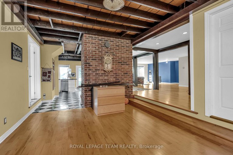 28863847/2322-summerside-drive/manotick-east-to-manotick-station/ottawa/ontario/K4M1B4_9