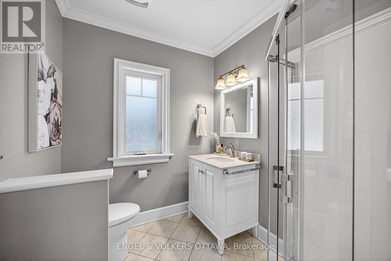 29581121/498-queen-elizabeth-drive/glebe/ottawa/ontario/K1S3N4_32