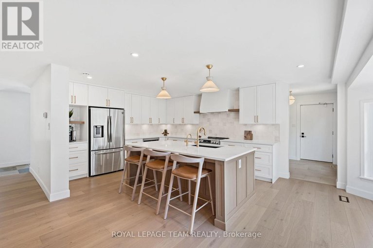 29471993/5545-van-vliet-road/manotick-long-island-nicholls-island/ottawa/ontario/K4M1J4_7