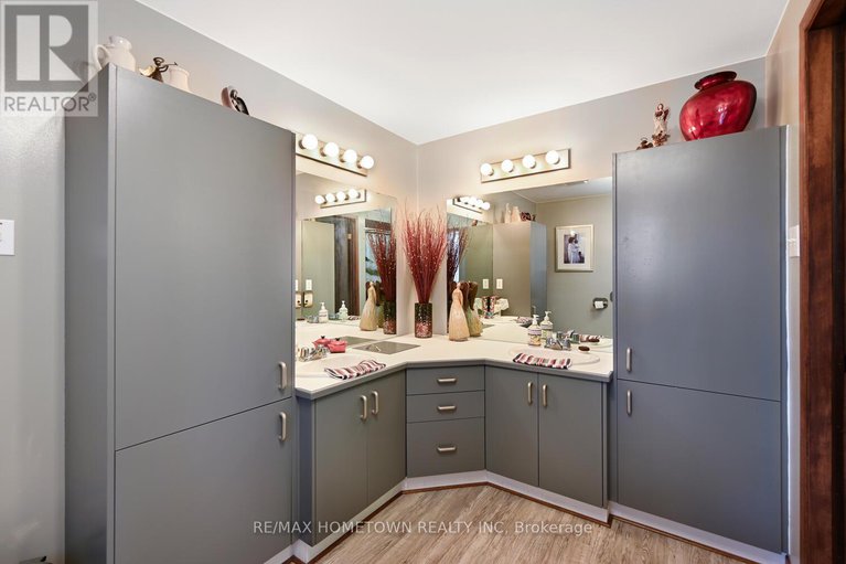 29341287/12402-county-road-18-road/south-dundas-williamsburgh-twp/south-dundas/ontario/K0C2H0_25