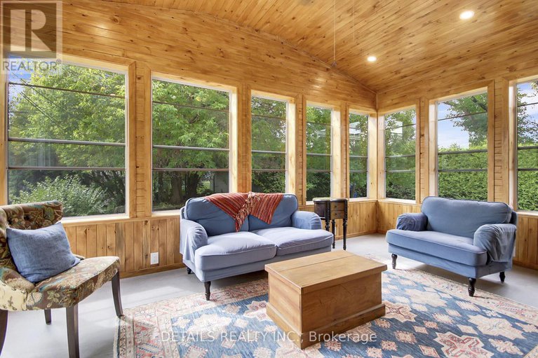 28807971/10-aberfeldy-street/arbeatha-park/ottawa/ontario/K2H6H5_23