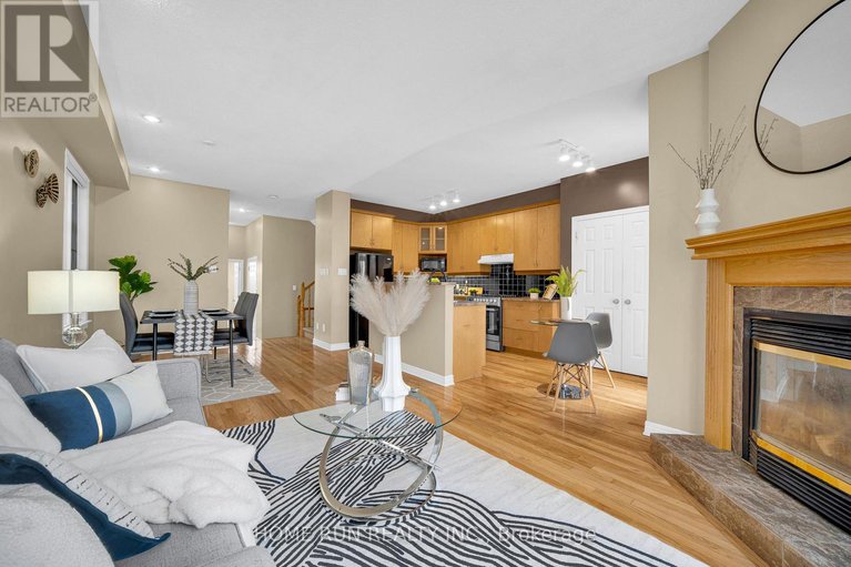 29106272/517-devonwood-circle/blossom-parkkemp-parkfindlay-creek/ottawa/ontario/K1T4E4_22