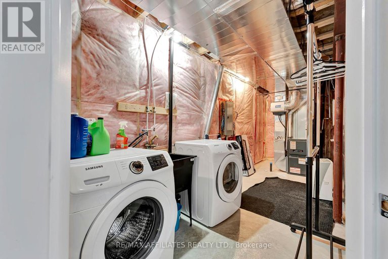 28562924/625-trigoria-crescent/avalon-west/ottawa/ontario/K4A1B1_34