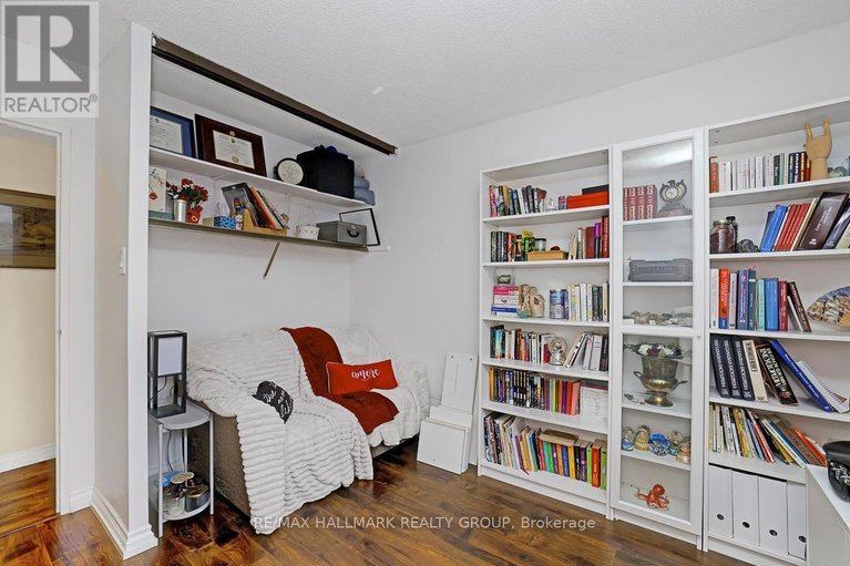 29621079/210-2000-jasmine-crescent/beacon-hill-south/ottawa/ontario/K1J8K4_15