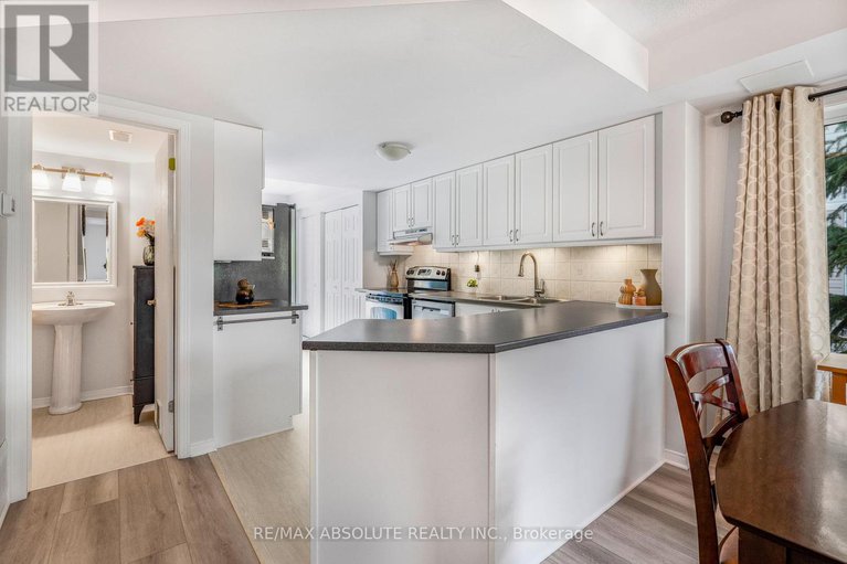 28883763/32-bonfield-private/avalon-east/ottawa/ontario/K4A5E4_4