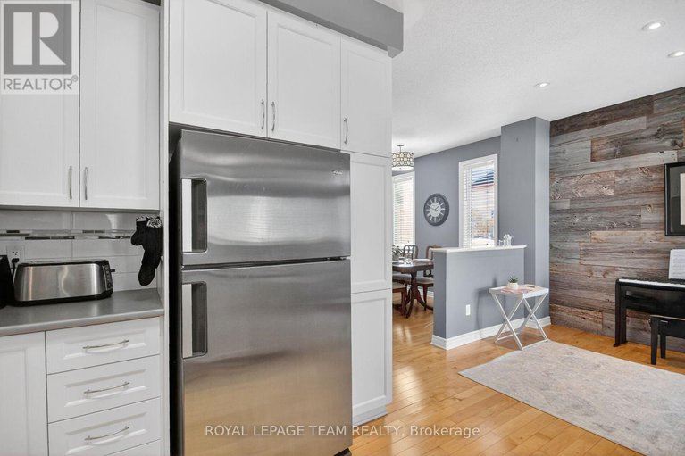 29426647/1591-carronbridge-circle/emerald-meadowstrailwest/ottawa/ontario/K2M0G5_18