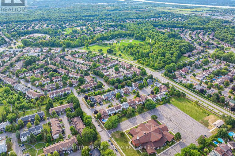 28809858/6325-tealwood-place/chapel-hill/ottawa/ontario/K1C7J9_28