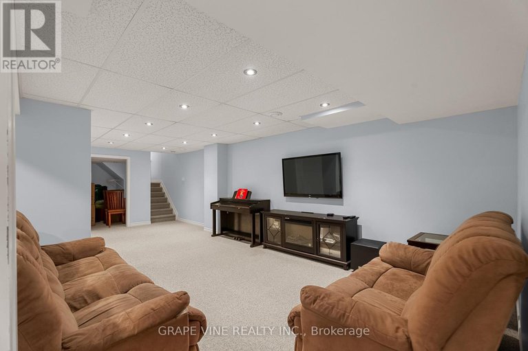 28496876/1038-fieldfair-way/notting-hillsummerside/ottawa/ontario/K4A0E2_33