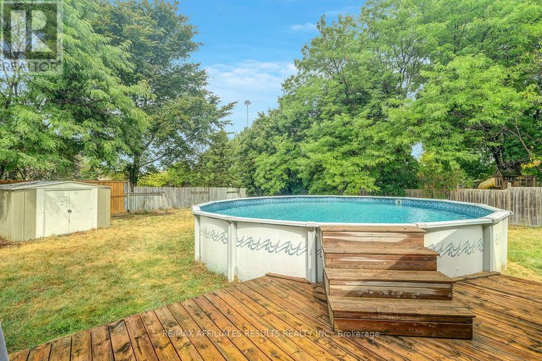 28794659/22-hendrie-court/katimavik/ottawa/ontario/K2L4A4_47