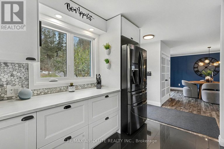 29126201/110-scenic-lane/constance-bay/ottawa/ontario/K0A3M0_13