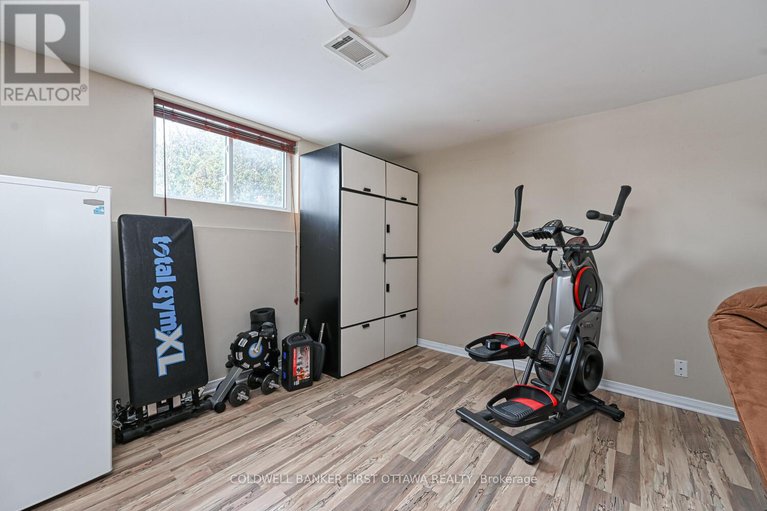 29164796/40-fringewood-drive-e/fringewood/ottawa/ontario/K2S1V1_29