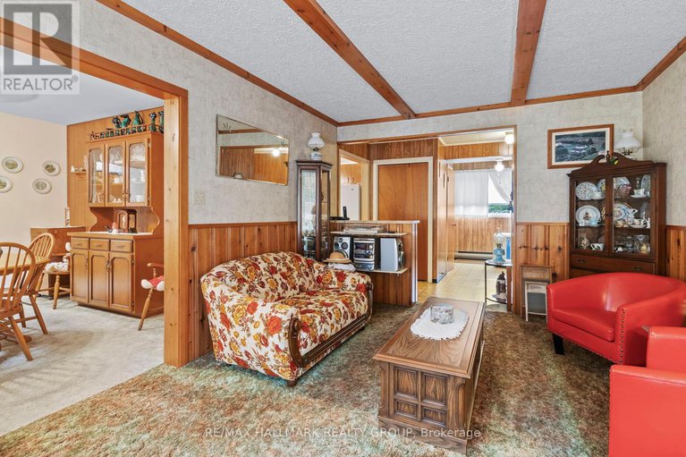 28791608/5542-algonquin-road/augusta-twp/augusta/ontario/K0E1T0_17