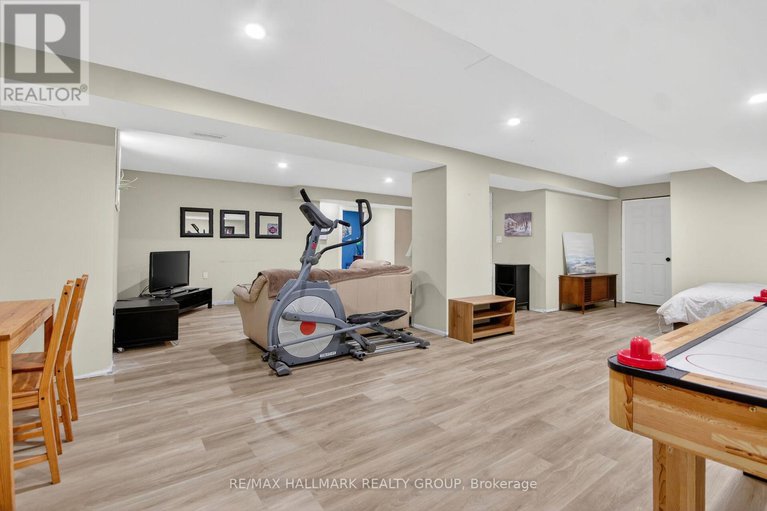 29403053/52-bramblewood-crescent/bridlewood/ottawa/ontario/K1T3G2_36