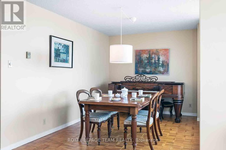 28499286/804-40-arthur-street/west-centre-town/ottawa/ontario/K1R7T5_14