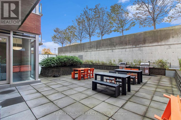 28710220/805-383-cumberland-street/lower-townbyward-market/ottawa/ontario/K1N1J7_28