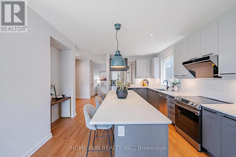 28539359/530-tenor-ridge/riverside-southgloucester-glen/ottawa/ontario/K4M0P9_13