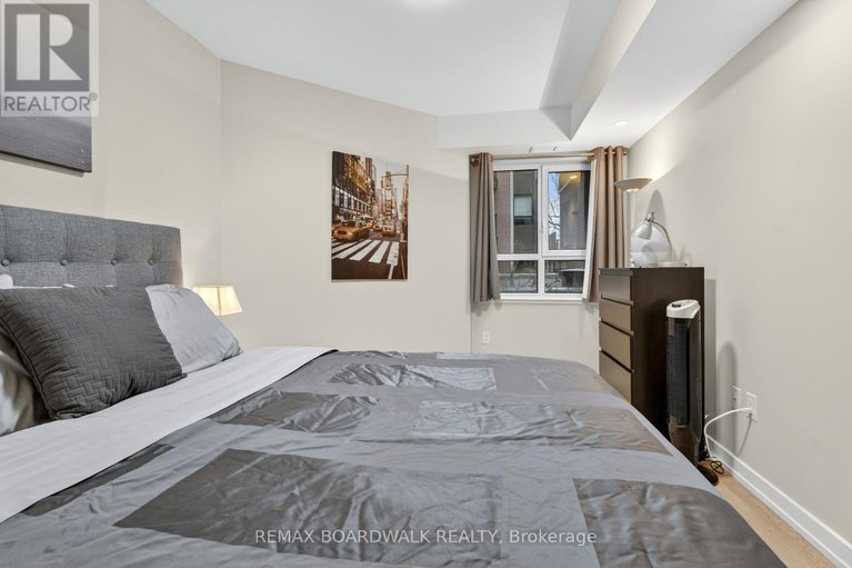 29486780/116-316-bruyere-street/lower-town/ottawa/ontario/K1N0C3_18