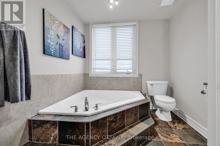 28557147/203-711-churchill-avenue-n/westborohampton-park/ottawa/ontario/K1Z7J9_38