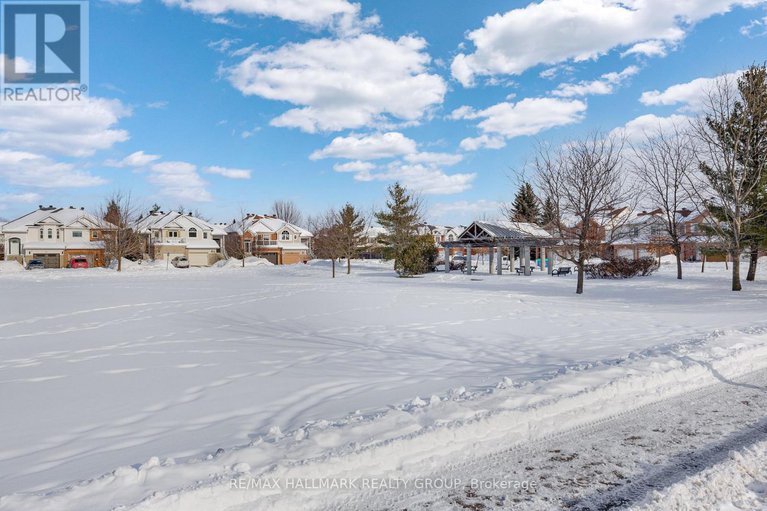 29371237/7-rodeo-drive/longfields/ottawa/ontario/K2J4Z3_43