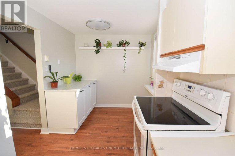 29410671/6750-b-jeanne-darc-boulevard-n/convent-glen-north/ottawa/ontario/K1C6E9_31