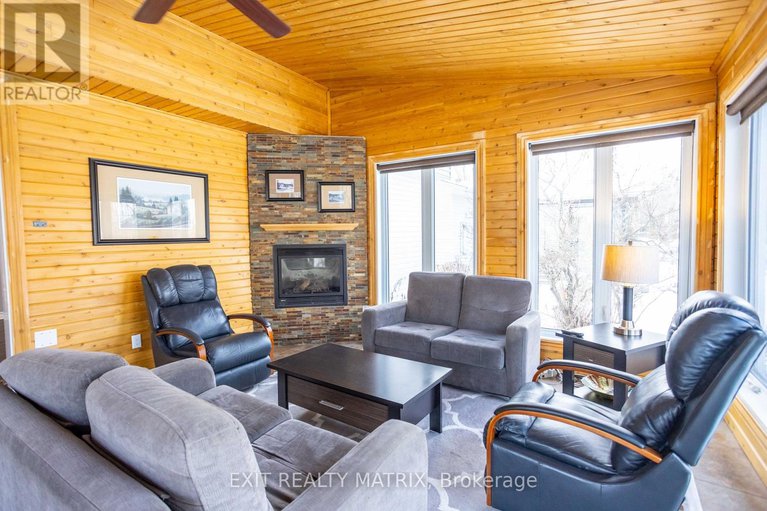 28366381/98-menard-street/embrun/russell/ontario/K0A1W1_13