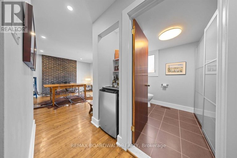 29643562/1912-oakdean-crescent/beacon-hill-north/ottawa/ontario/K1J6H3_20