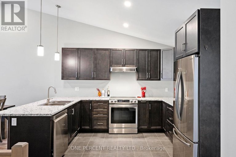 29606021/15-yade-road/arnprior/arnprior/ontario/K1S0K1_4