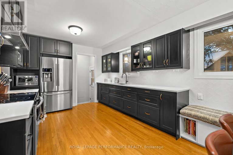 29278776/39-fielding-court/riverside-park-south/ottawa/ontario/K1V7H2_5