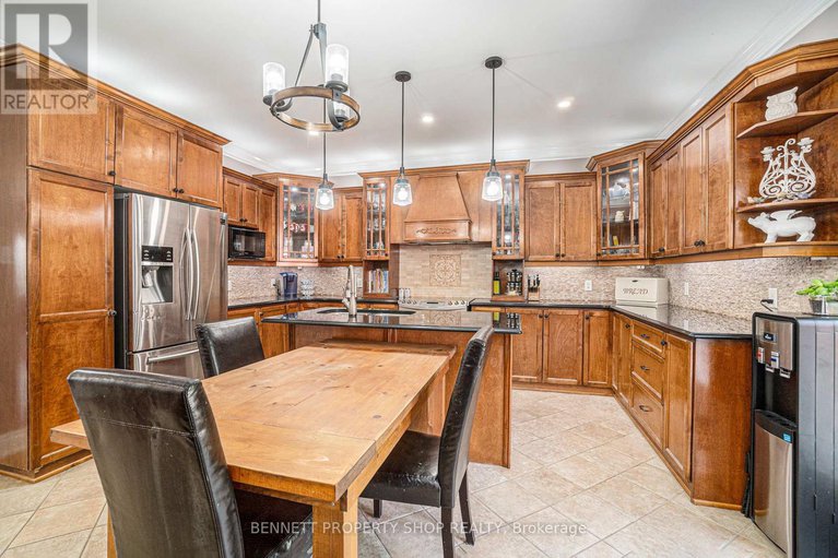 28526426/6535-empire-grove-street/greely/ottawa/ontario/K4P1G6_12