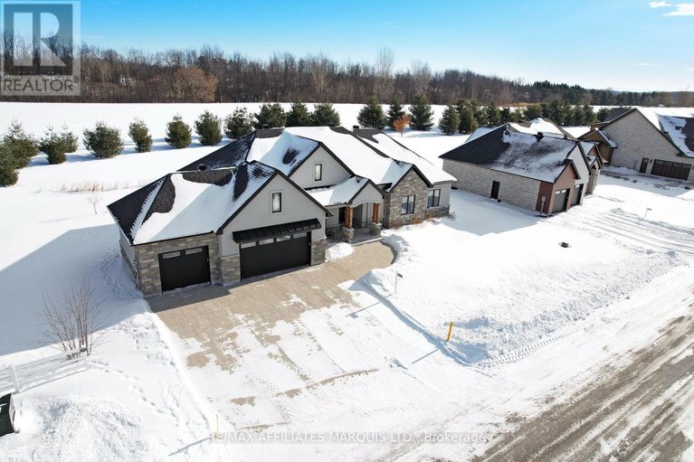 29355024/18150-st-laurent-boulevard/south-glengarry-charlottenburgh-twp/south-glengarry/ontario/K6H0G7_28