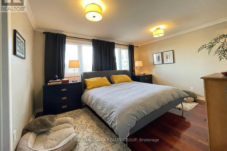 28748697/4-cadence-gate/bridlewood/ottawa/ontario/K2M1G9_14