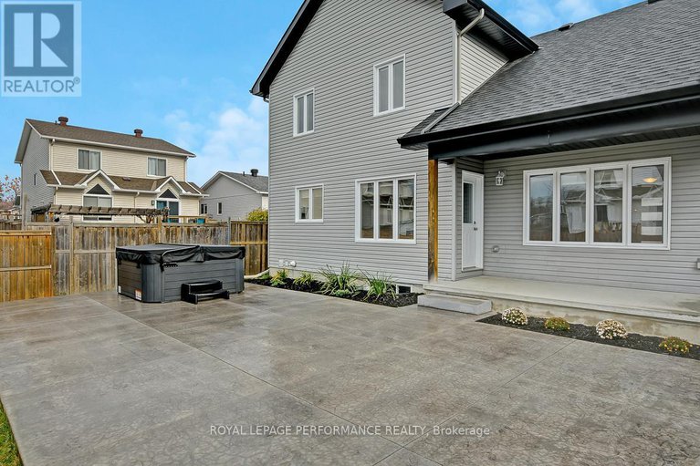 29315283/29-meadowlark-street/village-of-russell/russell/ontario/K4R0B8_32