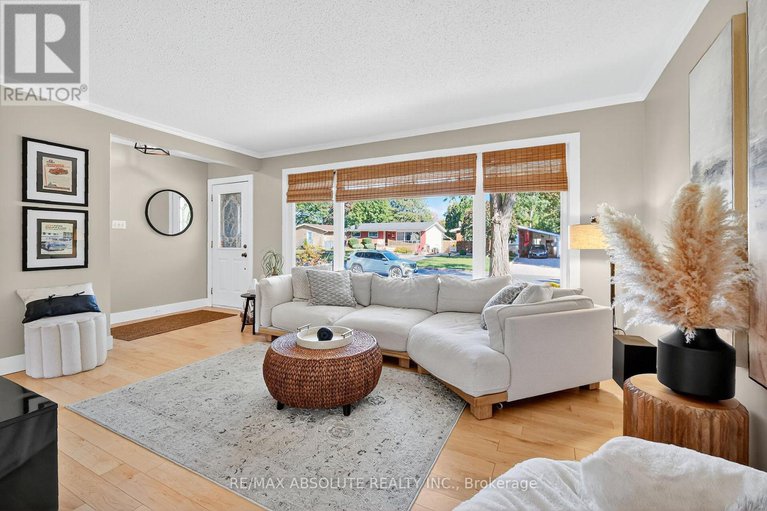 28991864/2186-tawney-road/hawthorne-meadows/ottawa/ontario/K1G1C5_8